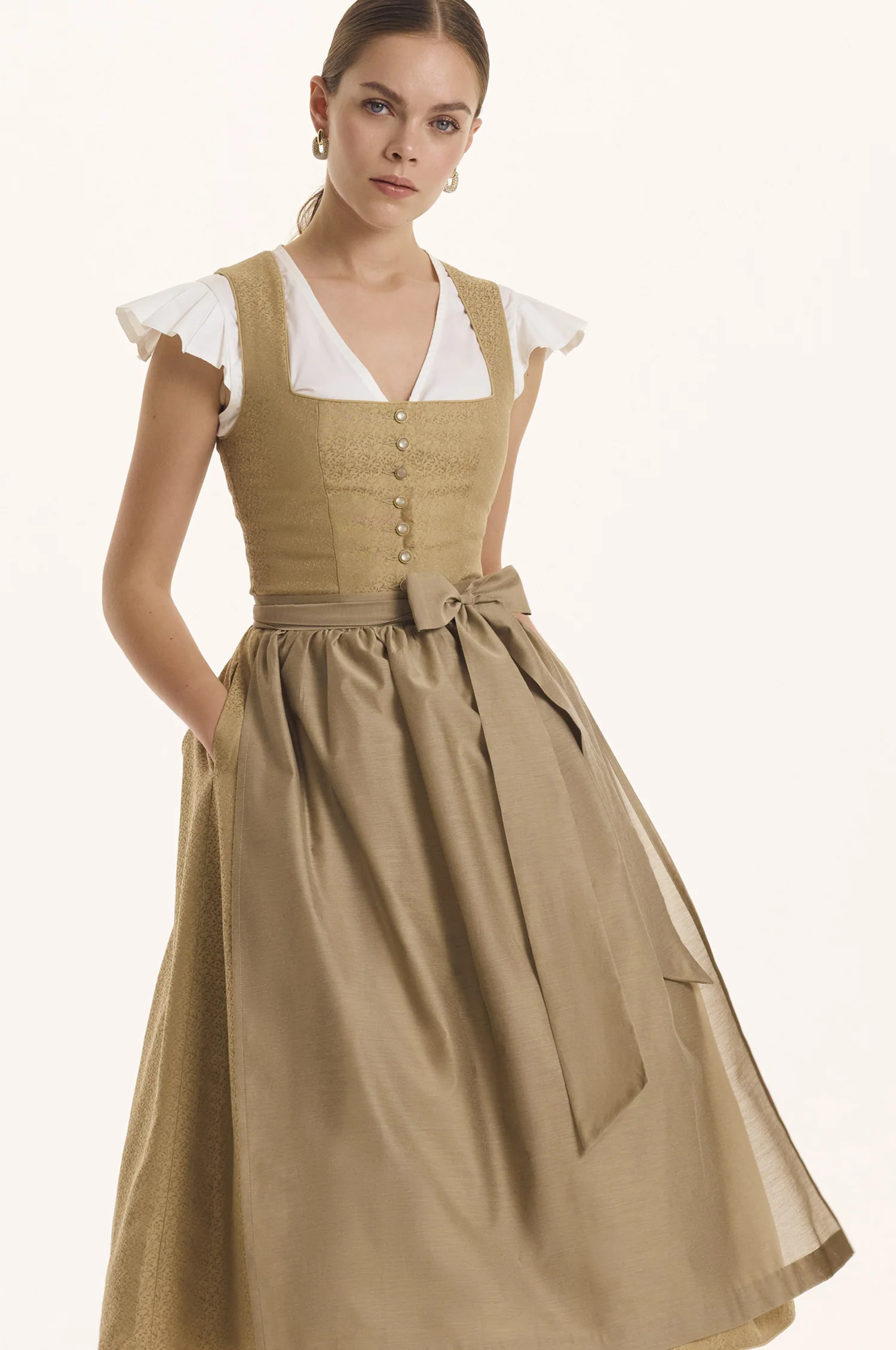 Dirndl Elisabeth in Gold - Image 6
