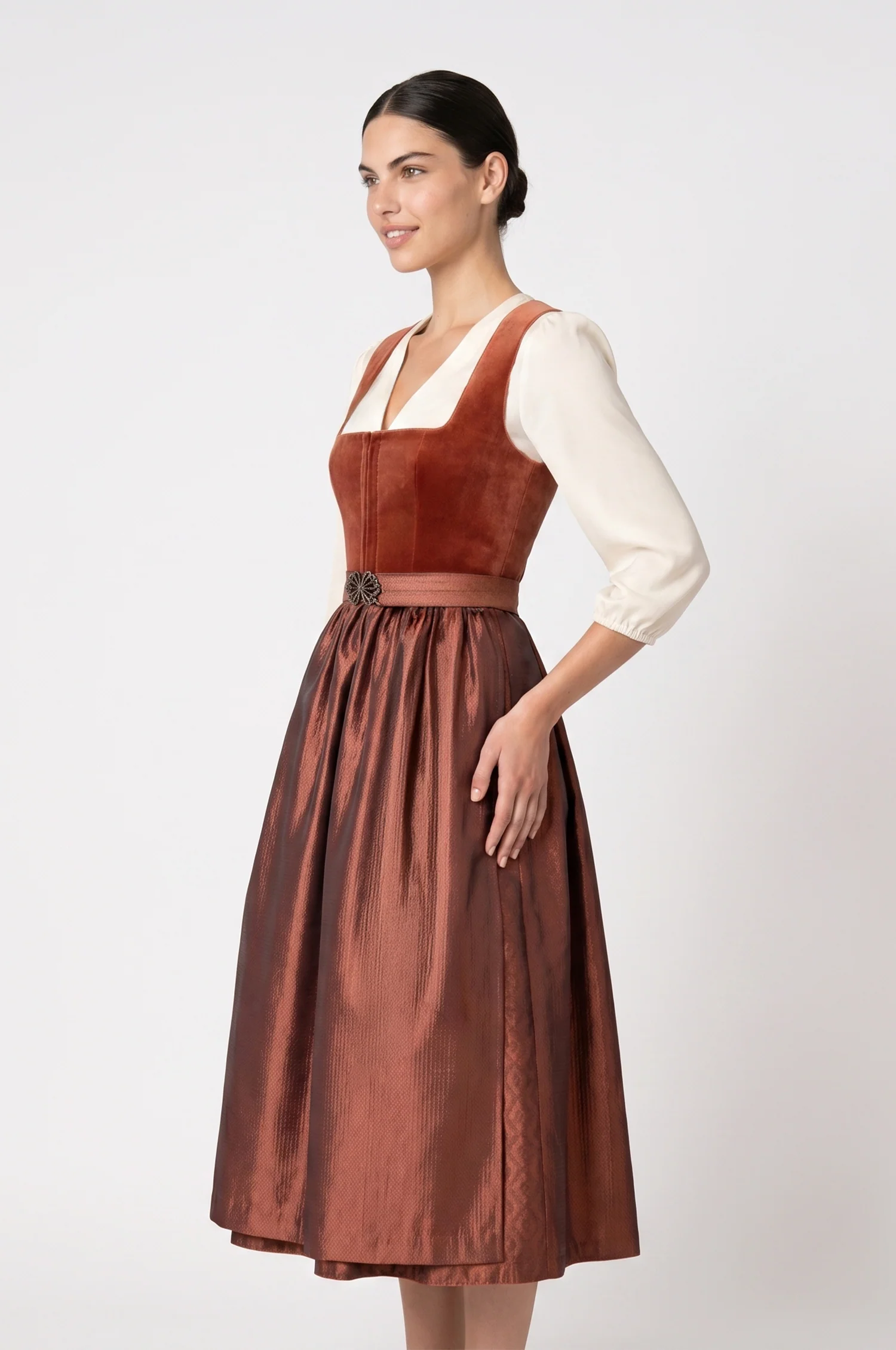 Dirndl Lumi in Terracotta - Image 2