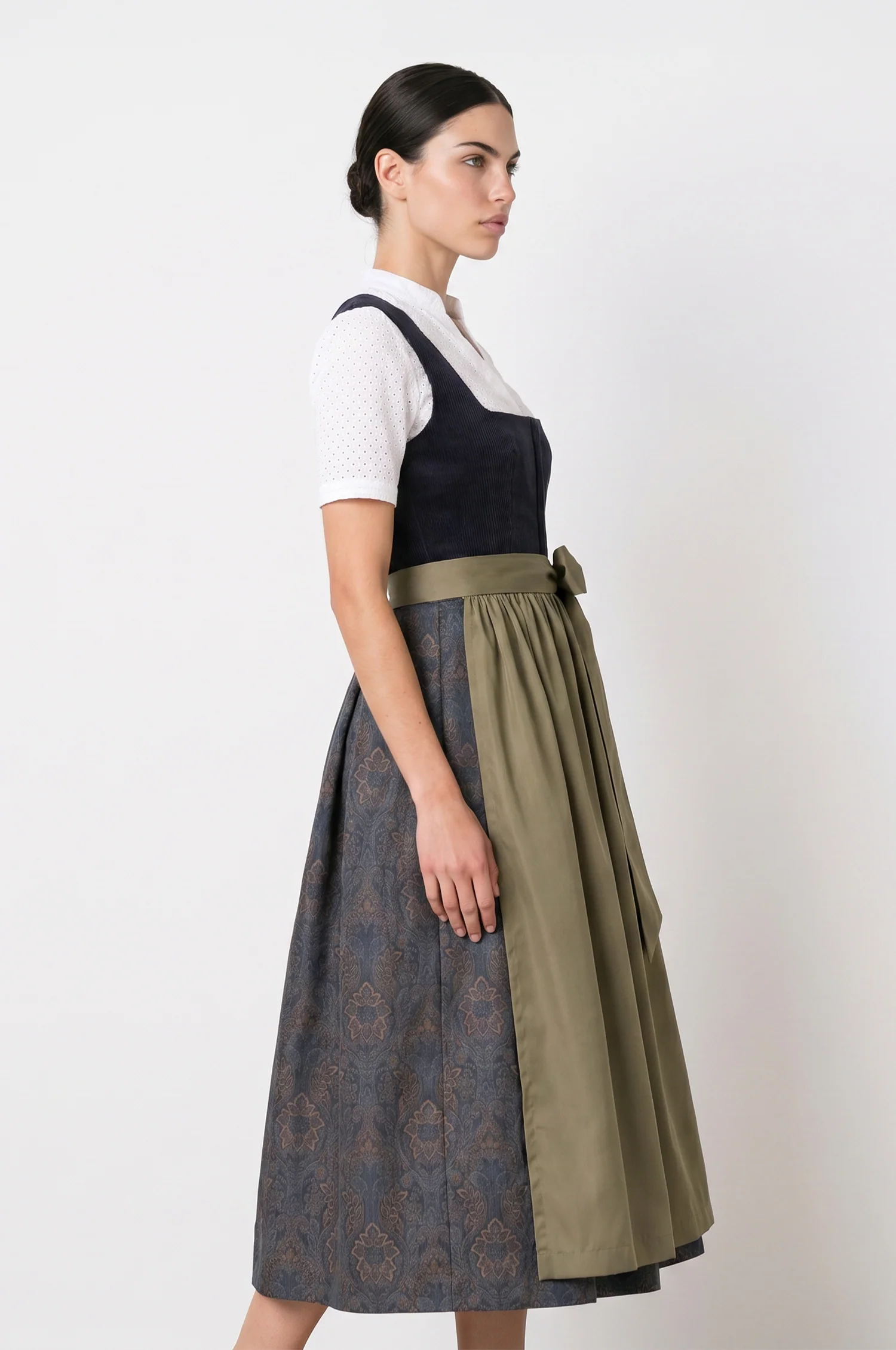 Dirndl Neda in Nachtblau - Image 2
