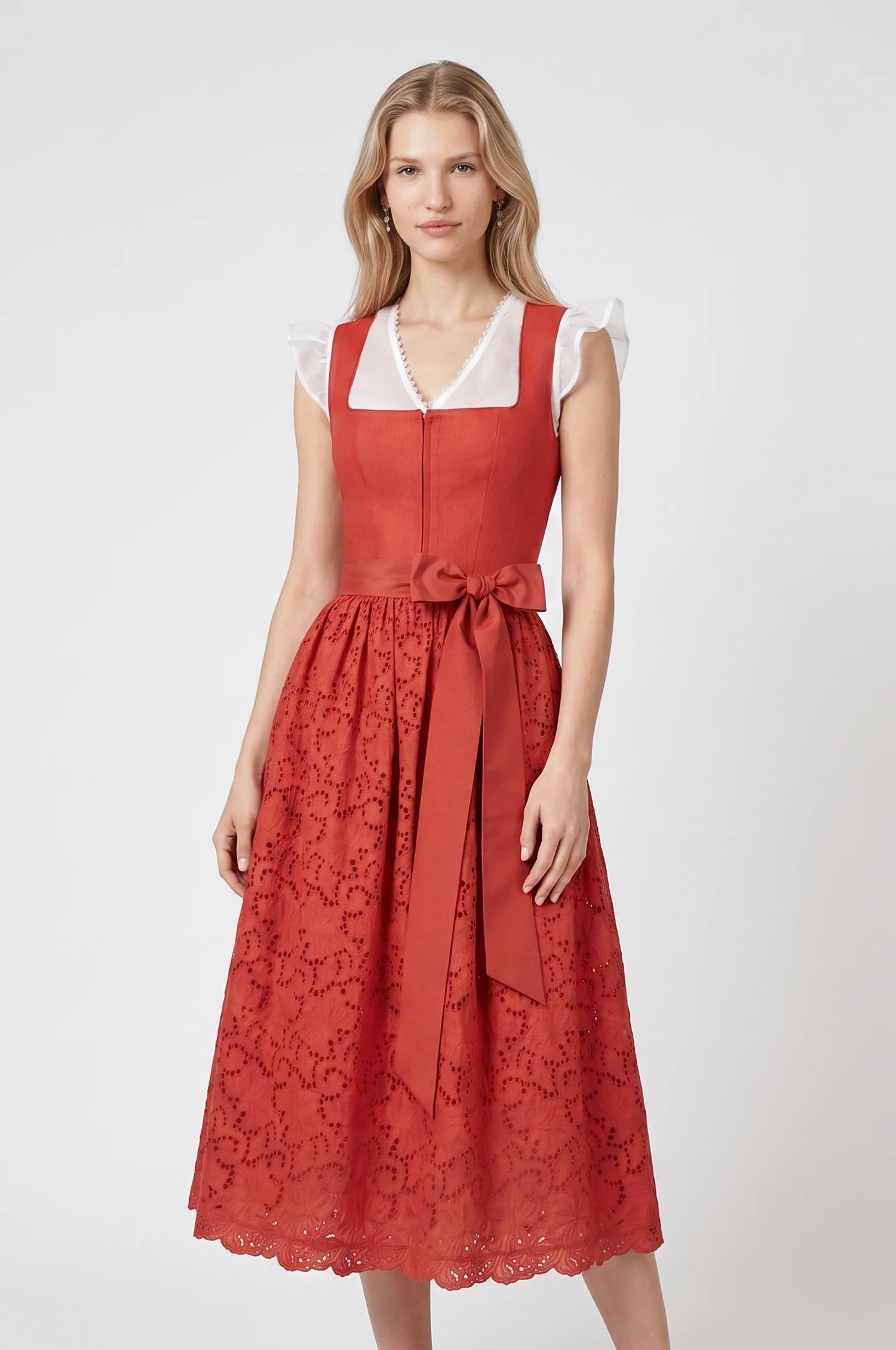 Dirndl in Rot