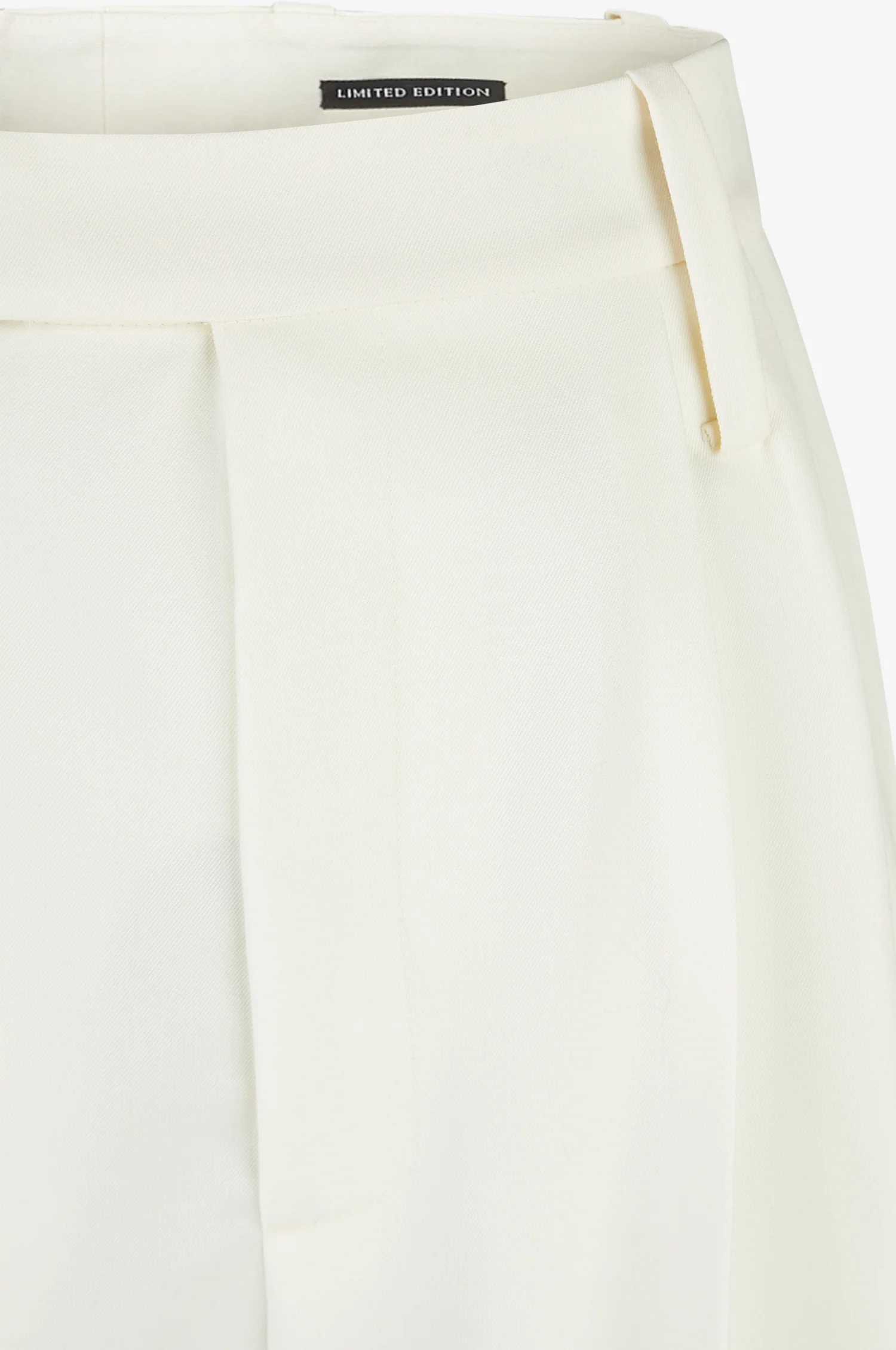 Hose Marlene in Ivory - Image 4