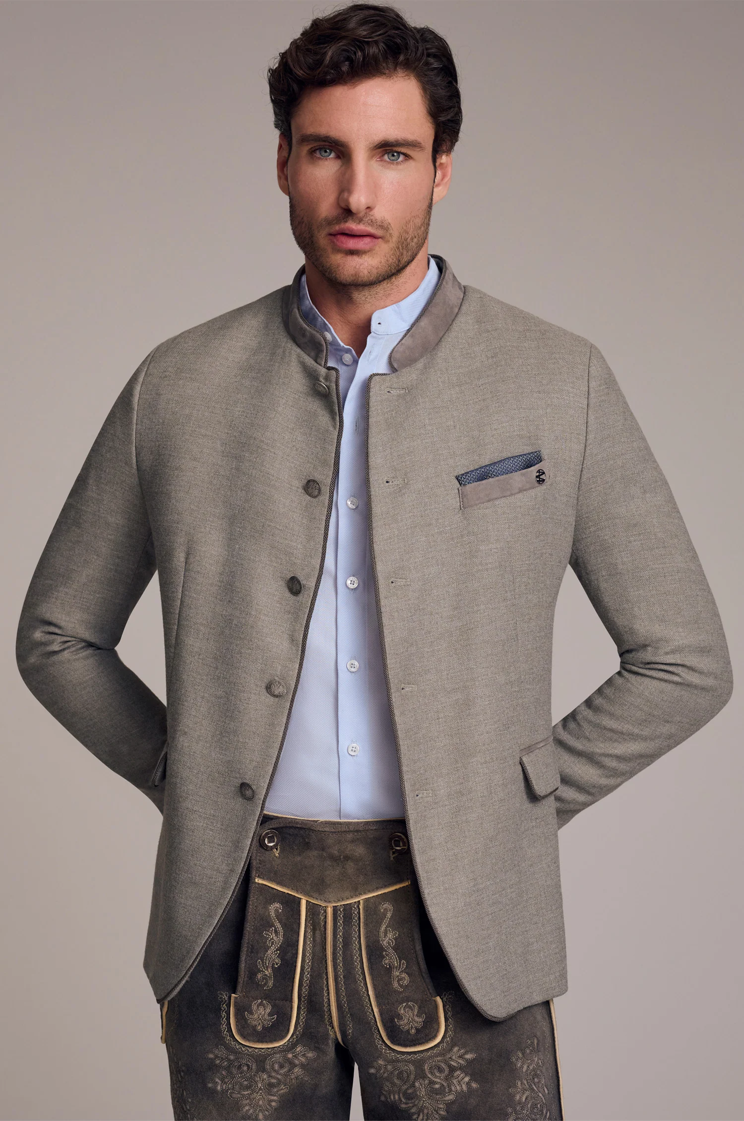 Janker Jakob in Taupe - Image 5