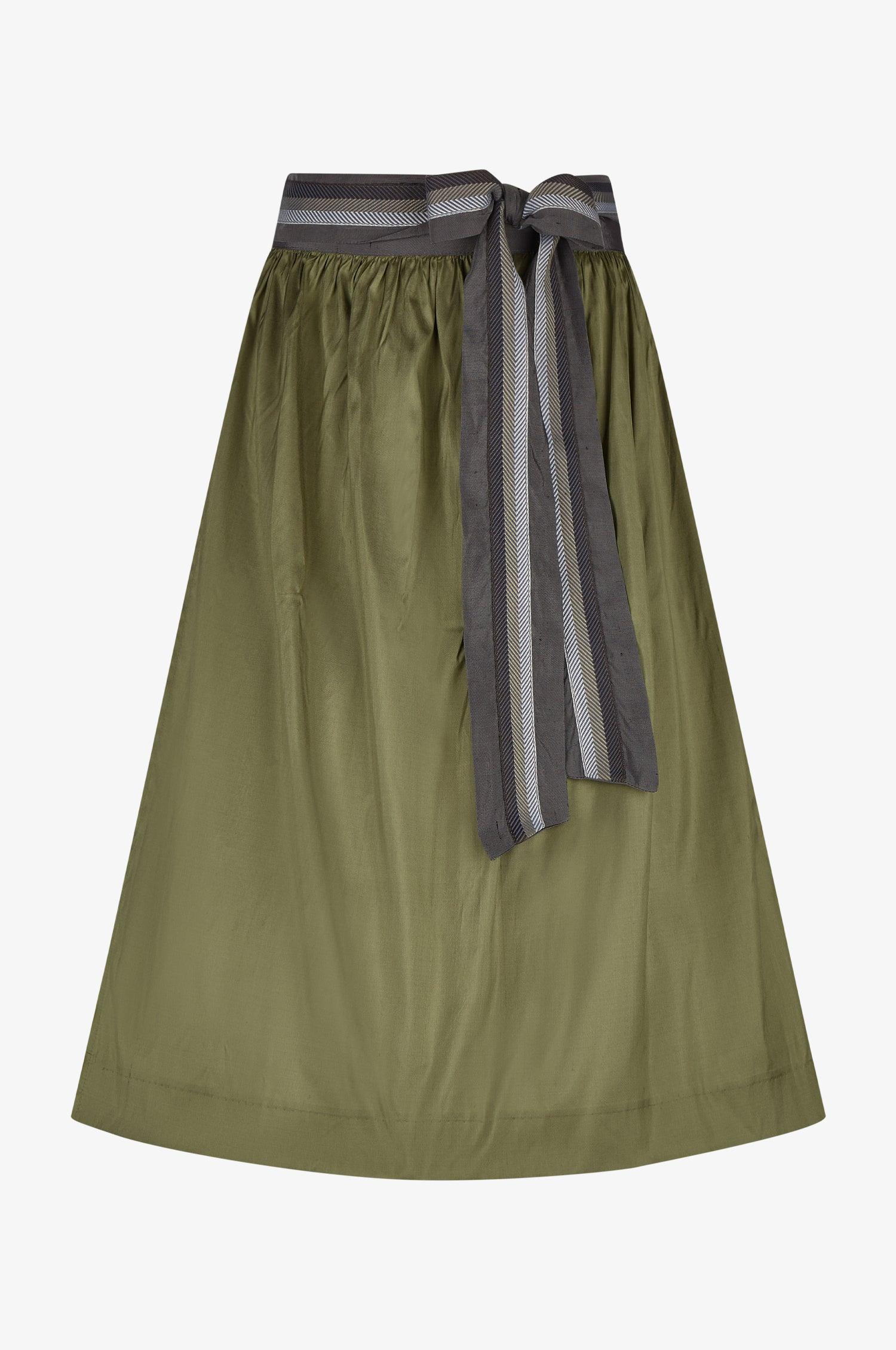 Seidenschürze in Olive mit gemustertem Band
